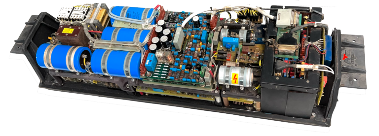 Slide-in units (magnet control units, boost converters) control the levitation and guidance magnets.